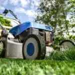How to Pack a Lawn Mower for Moving