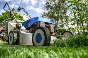 How to Pack a Lawn Mower for Moving